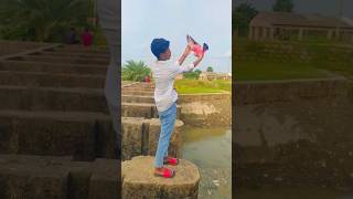 Bus vala kis ko bula rha hai 👀😂🕊️ #pigeon #publicreaction #reaction #reactionvideo #shorts