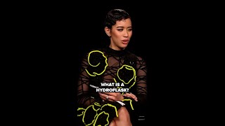 Jenna Ortega Mason Gooding Explaining Hydroflask To The Scream Vi Cast