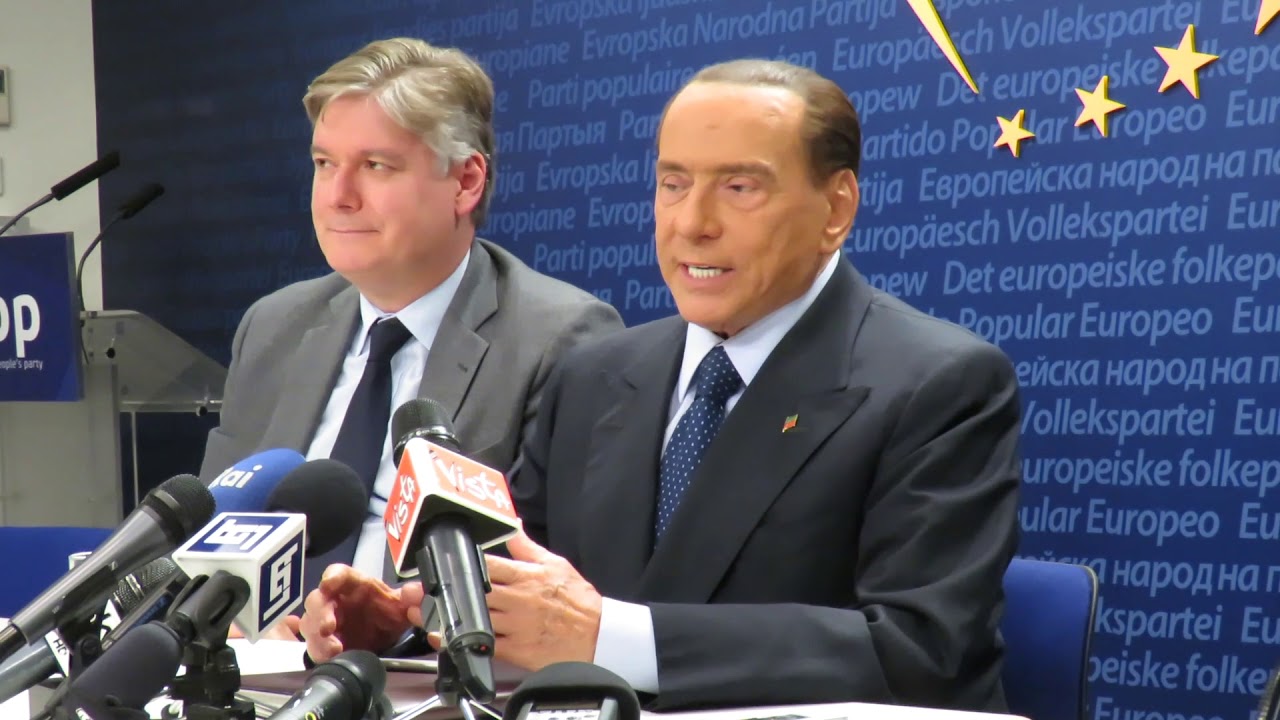 Berlusconi: “Ottimi rapporti con Merkel, ci sostiene”