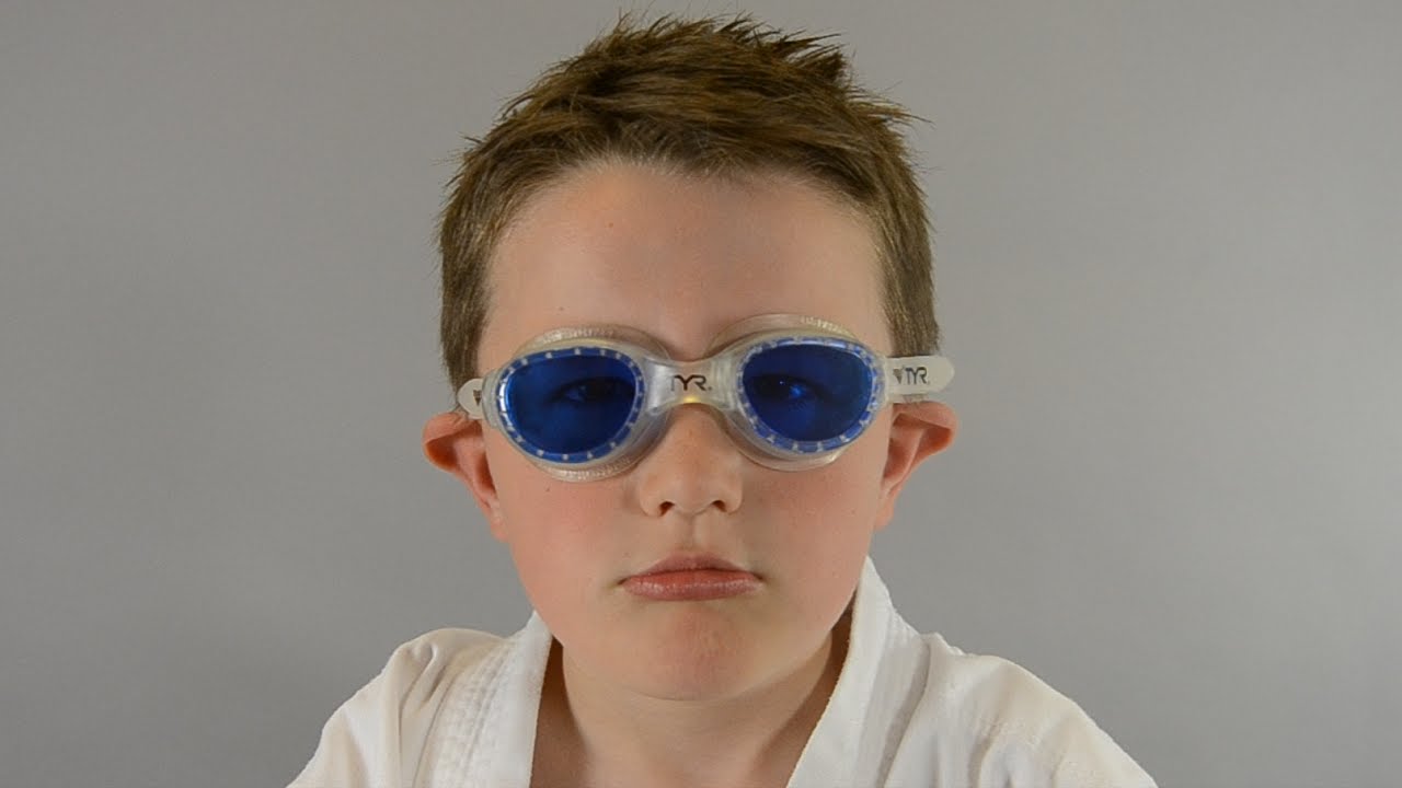 Charlie's Hand Movements - Don't You Dare, Boy