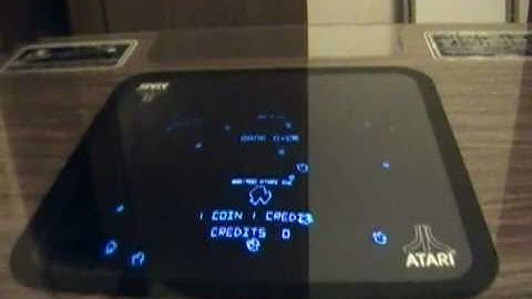Atari Asteroids Deluxe demo