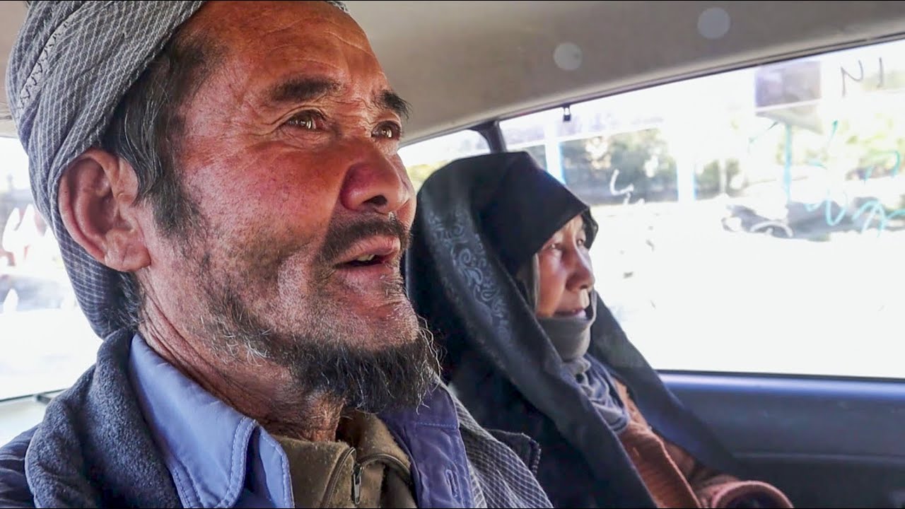 Two Seasons Two Guests: Afghan Cave Cooking with Old Lovers