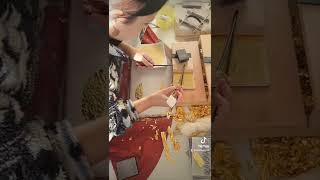 ⚔️ Blattgold schneiden ⚜️ cutting gold leaf