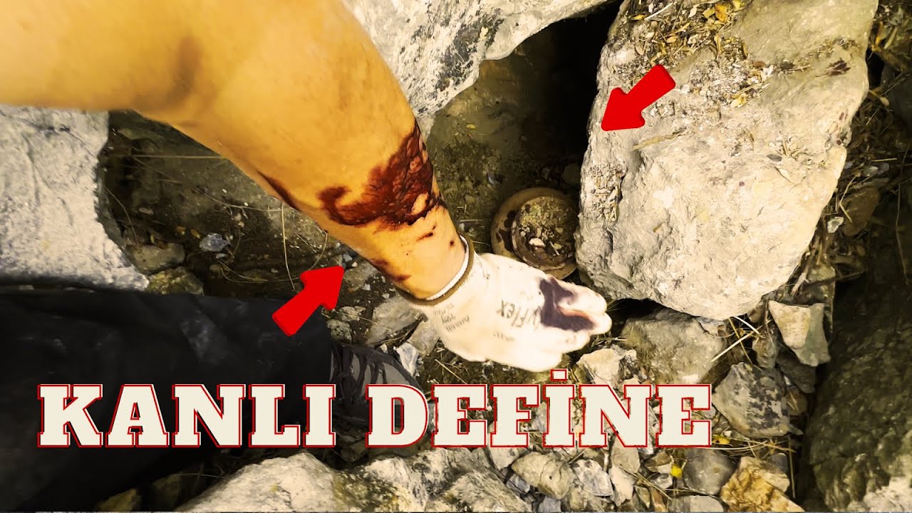 Когда я достал сокровищный куб, кровь была повсюду.