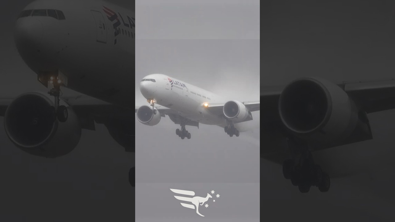 ✈️ LATAM Boeing 777 Wet Arrival at Sao Paulo 🇧🇷