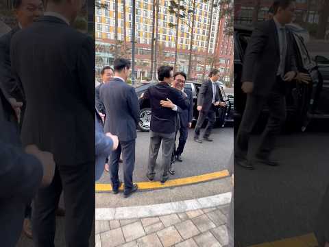 김민석 국무총리 안아주는 안민석 의원 k-국정설명회 #2026 #이재명 #김민석 #안민석 #대통령 #국무총리 #경기도 #k #허그