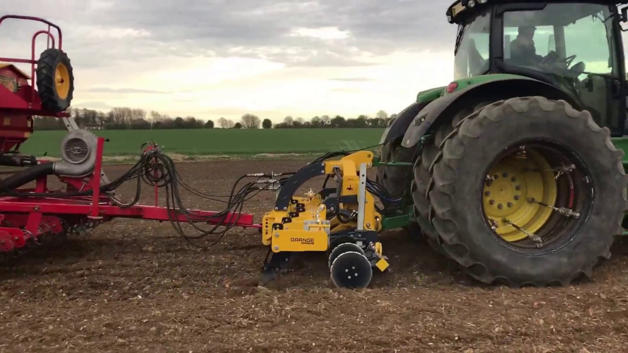 Grange Machinery Using the LowDisturbance Toolbar on the move YouTube