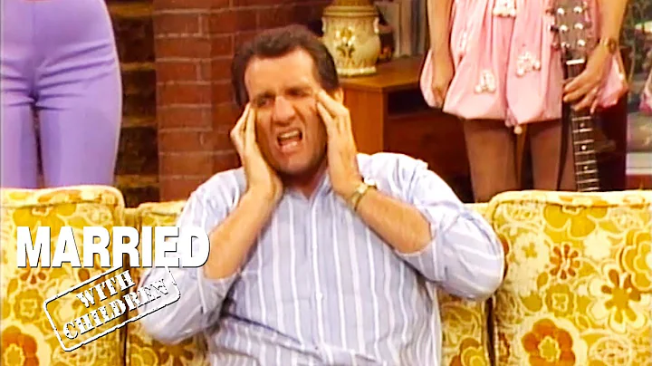 Peggy's Relatives Come To Stay | Married With Chil...