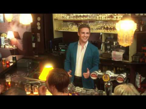 Robbie Williams \u0026 His Dad | Sweet Caroline | The Aviva | Dublin 17/6/17