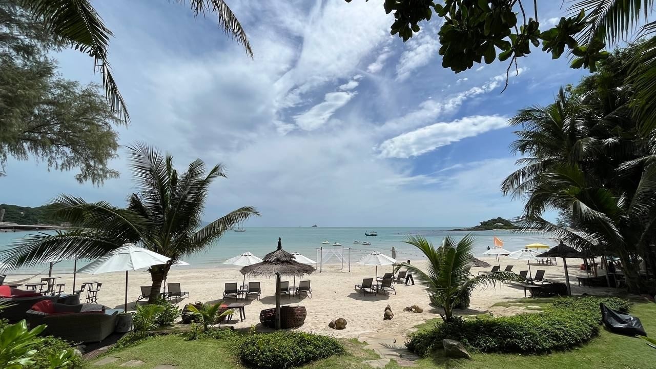 Royal Muang Samui Villas – Choeng Mon Beach Live — Koh Samui, Surat Thani live camera thumbnail