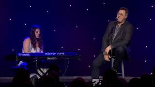 Vince Gill and Corrina Grant Gill perform "When My Amy Prays" chords