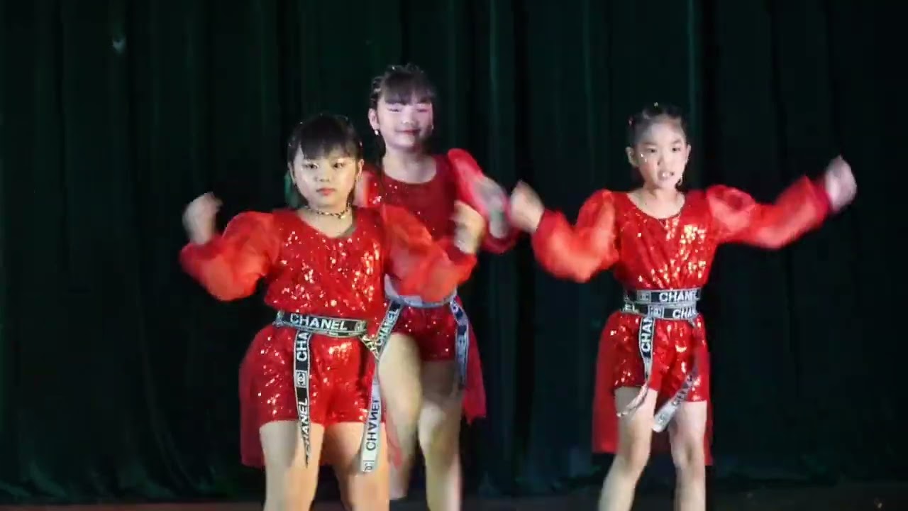 ROCK STAR / Nhảy sôi động / Kids Dance / CLB THIÊN THẦN