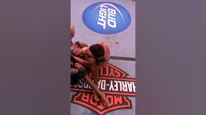 Há 14 anos, Anderson Silva 🕷️ finalizava Chael Sonnen em uma das maiores viradas da história do #UFC
