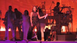 Rihanna - We Found Love / How Deep Is Your Love (Live at Barclays Center) 3/30/16