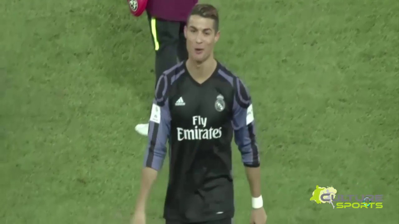 Video decision delayed Cristiano Ronaldo's goal vs Club America animated gif