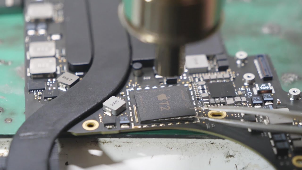 这修电脑的小伙膨胀了，干别人苹果的T2芯片