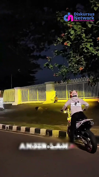 Stadion Pakansari Jadi Tempat Mesum?