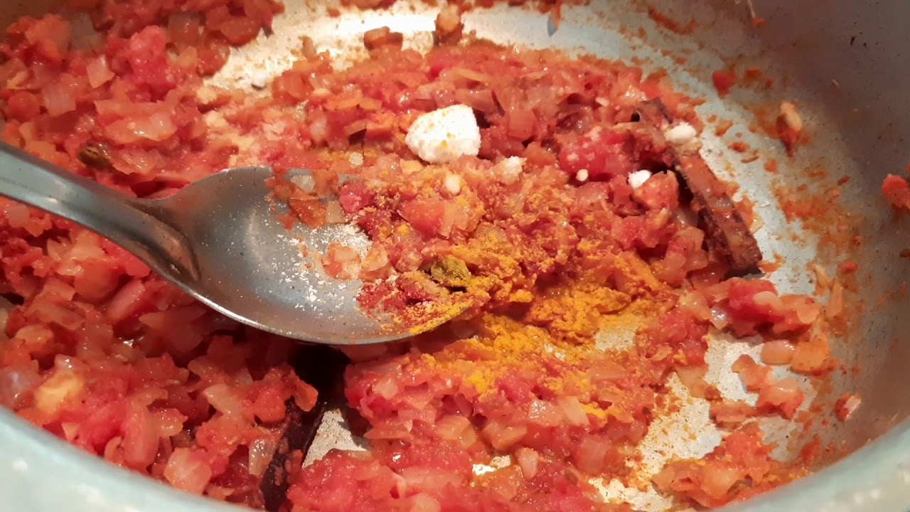 HOMEMADE HEALTHY PANEER GRAVY. YouTube