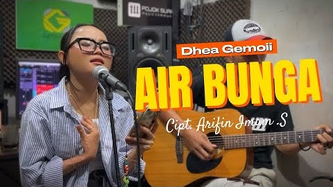 AIR BUNGA - RITA SUGIARTO (LIVE COVER DHEA GEMOII) POJOK SUARA VERSI AKUSTIK