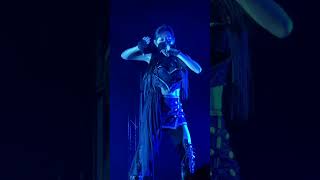 Details 241210 Kiss of Life Julie 4K Fancam @The Warfield, SF | Get Loud News