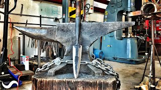 MAKING A THROWING SPEAR!!!
