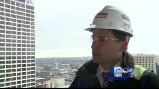 Constructing Milwaukee s newest icon