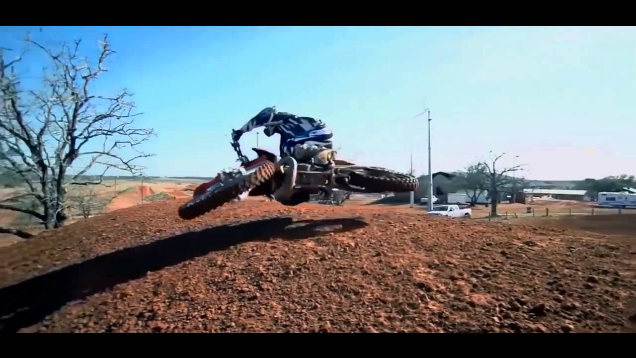 Ibiza es deporte y aventura, un refugio espiritual, una manera de sentir la vida