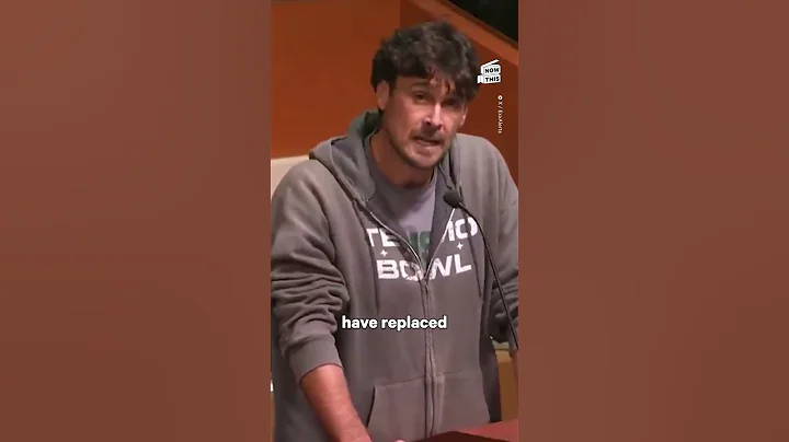 Former NFL Player Arrested at City Council Meeting Over MAGA Plaque