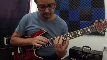 Tapping + legato (String skipping) | Guitar lick |