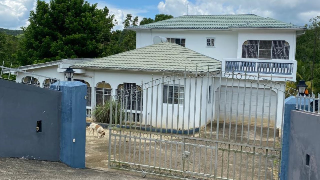 4 Bedroom 4 Bathroom House For Sale in Dawkins District, Mocho