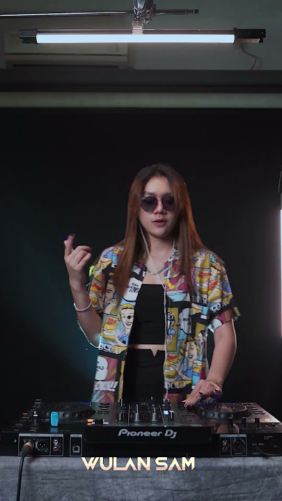 DJ Wulan Sam loosing it #dj #remix #mix #mashup #music #amapiano #djremix