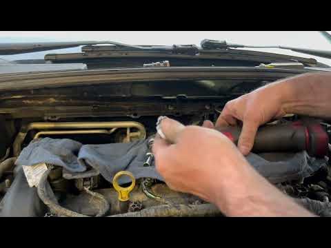2011 FORD Focus coolant leak - YouTube