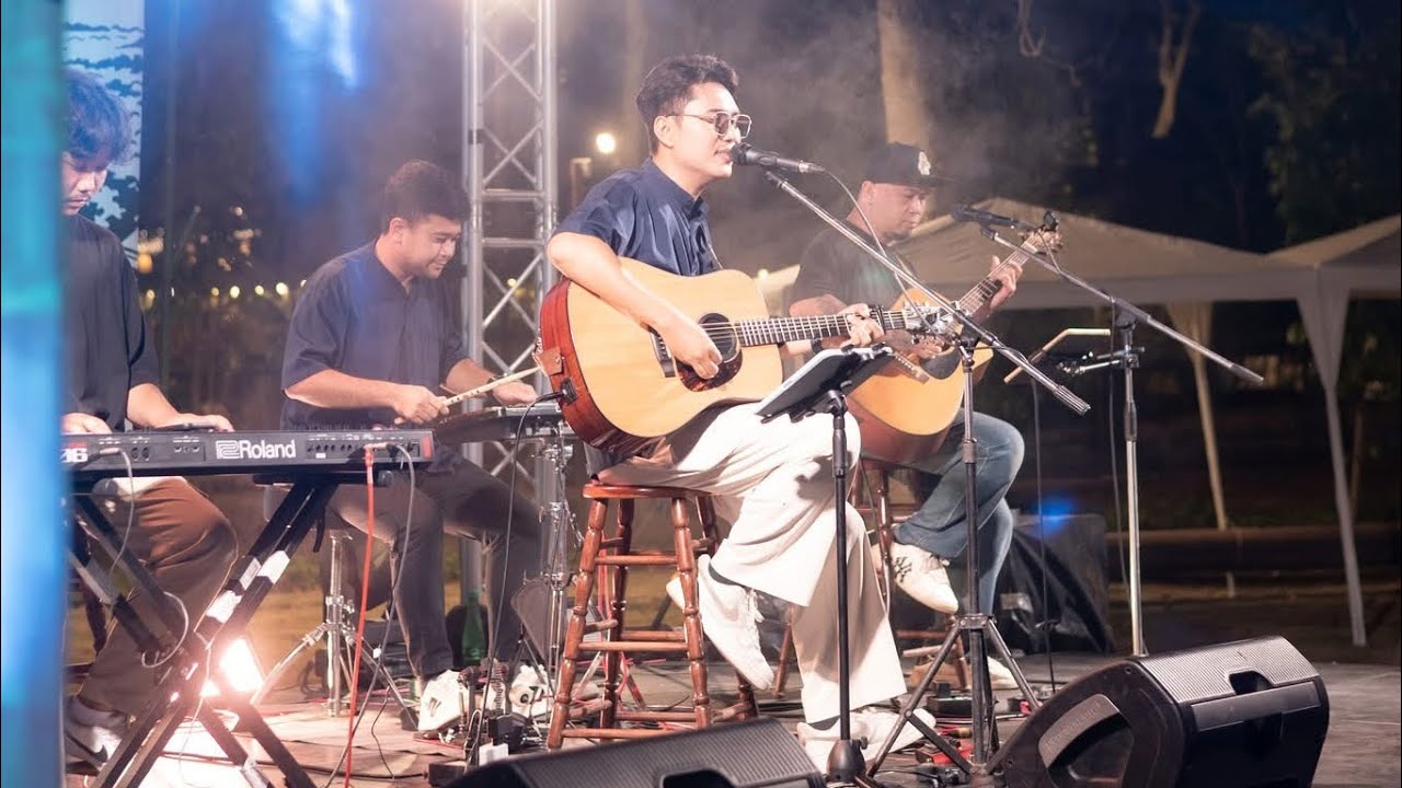 เพลง จามจุรี - โก้ โคล่า Live in Camping concert ￼