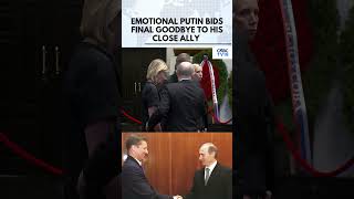 Vladimir Putin Bids Farewell To Former Defence Minister Sergei Ivanov | Putin Viral Moment | N18G