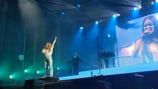Sigrid | The Hype (Live at Øyafestivalen 2023) (CAUTION: FLASHING LIGHTS!)