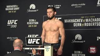 Islam Makhachev weighs in for UFC 330
Islam Makhachev weighs in ahead of his fight with Ian Machado Garry at UFC 330
Twitter: http://www.twitter.com/MMACrazy
Instagram: http://www.Instagram.com/MMA_Crazy
Click on the link below to subscribe
http://www.youtube.com/user/mmacrazytv?sub_confirmation=1 Islam Makhachev weighs in for UFC 330