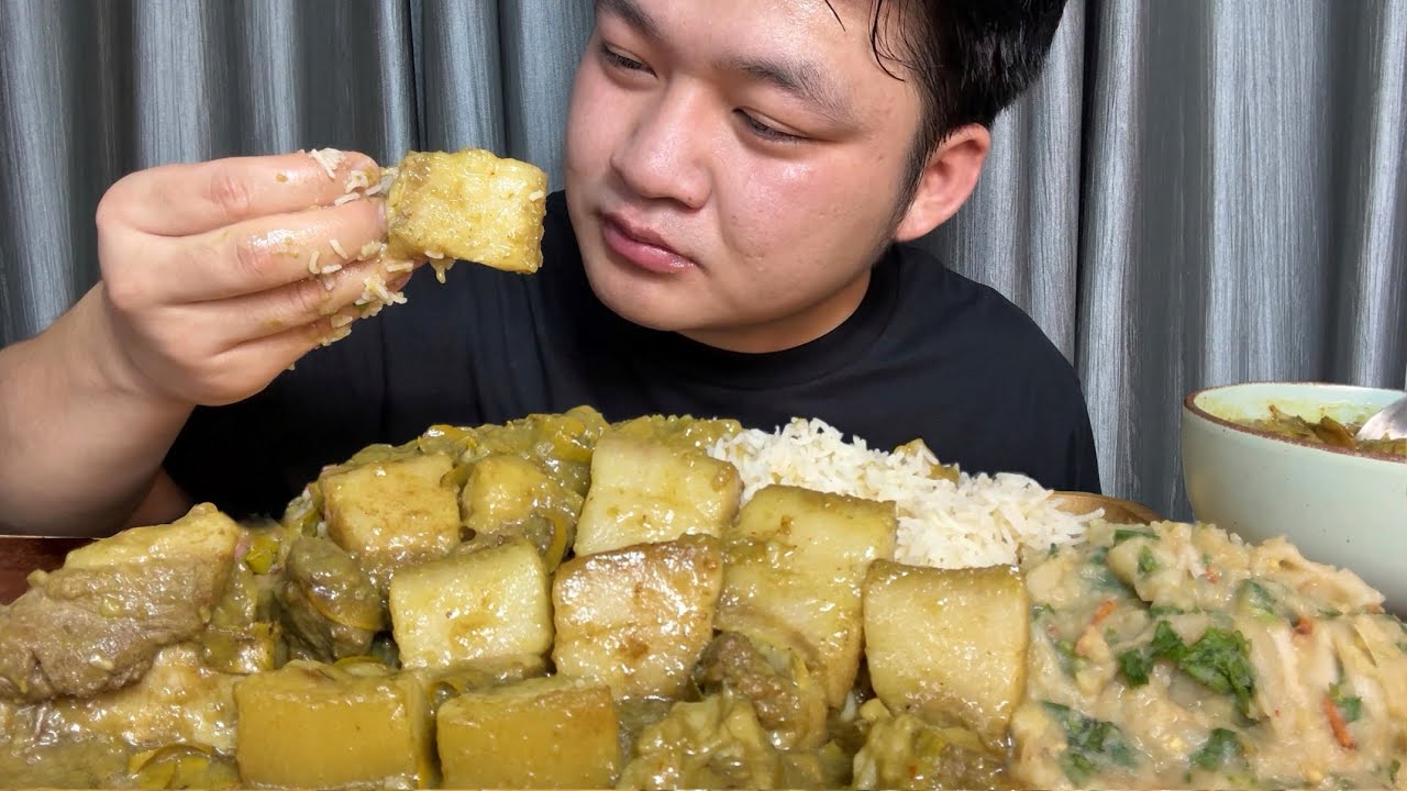 EATING DELICIOUS PORK PORRIDGE (VOKSA SIHZO PAWK) & SPICY IRONBA || NORTHEAST INDIA