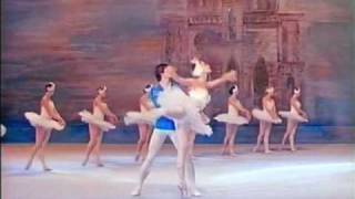 Swan Lake - White Swan Plisetskaya-Kovtun 1973