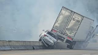Truck Drags Suv Hanging Off Of A Bridge Suv Driver Escapes Through Sunroof