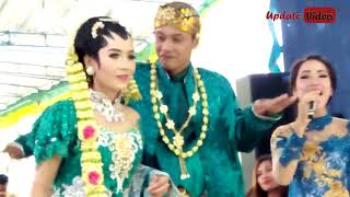 Lagunya Asyik - Cuma Kamu - Pengantinnya Ikut GOYANG - agoeng12