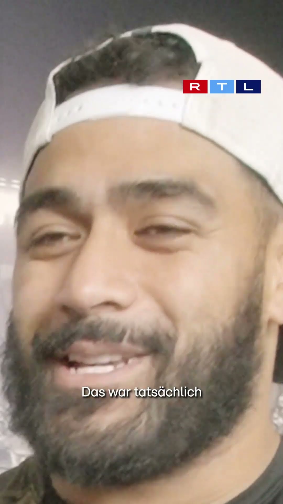 Eagles locker room reacts to german nfl commentary ?