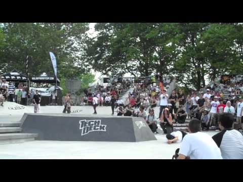 Maloof Cup Skateboarding - Best Trick Contest. NYC...