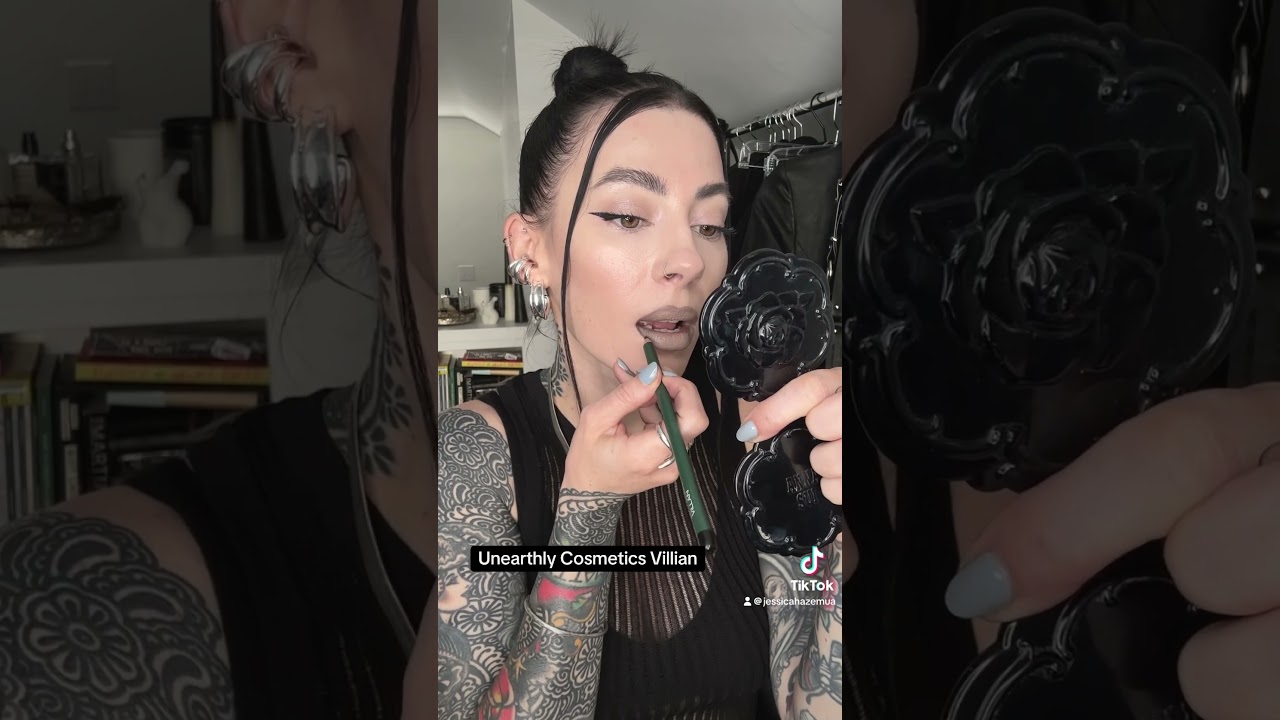 How 2 🪦DEAD GIRL🪦 LIPS using MOB Beauty 