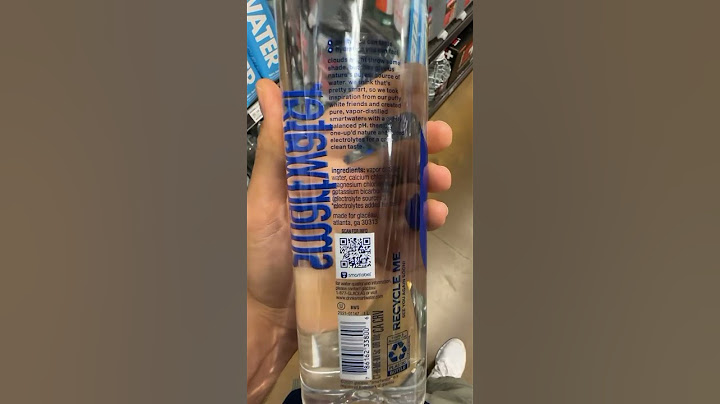 Best & Worst Bottled Water Options Reviewed By A Doctor and Nutritionist #water #microplastics