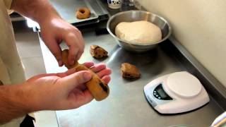The Bagel Cafe's How to make bagels