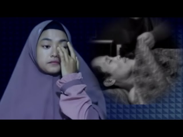 Paling Sedih, Santri Cantik Siti Hanriyanti Menyanyikan Kain Kapan Menguras Air Mata Banyak Orang class=