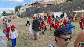 День средневековья и викингов в Clermont-Ferrand.