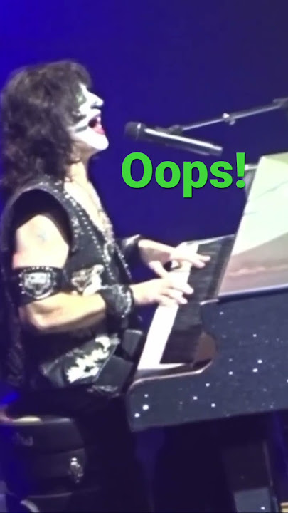 Eric Singer Flubs Faking The Piano on Beth, KISS Farewell Tour