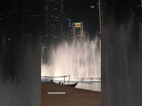 Dubai Fountain show #burjkhalifa #dubaimall #music #dubailife