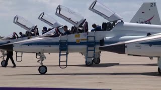 Artemis II crew arrives at Kennedy Space Center ahead of launch